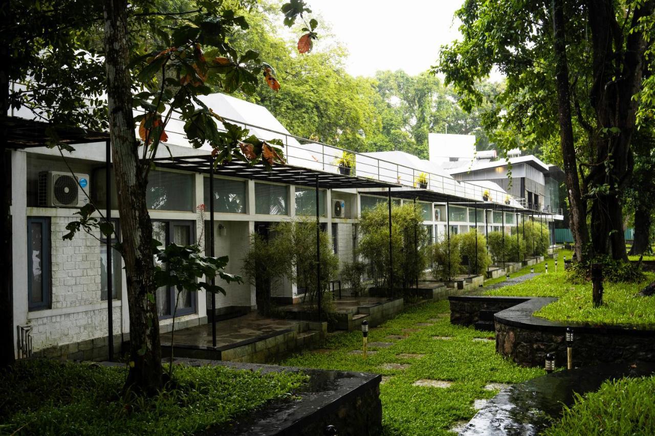 S River Resorts Kochi Buitenkant foto